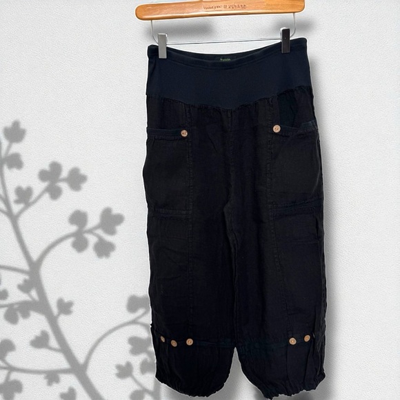 Italian Linen Cropped Pants – Boho Minimalist Black with Button Details M/L - Picture 2 of 7
